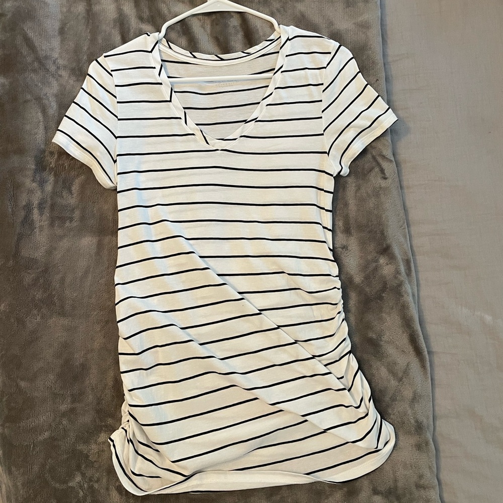 Ingrid Isabel Striped Maternity Tshirt size small